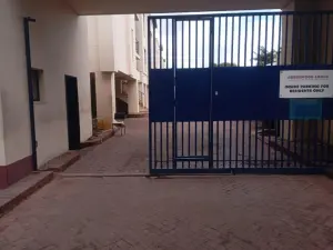 2 Bedroom House to Rent in Avenues