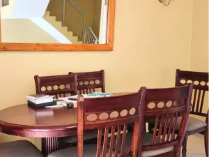 Townhouse/Cluster to Rent in Mount Pleasant