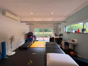 Office to Rent in Highlands