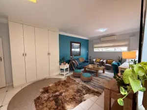 Office to Rent in Highlands