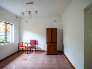 4 Bedroom House to Rent in Vainona