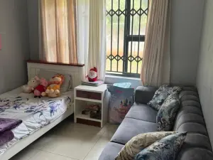 3 Bedroom Cottage/Garden Flat to Rent in Gletwin Park