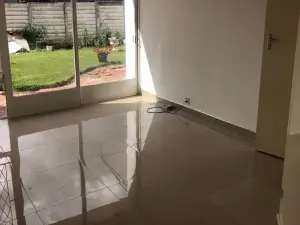 Flat/Apartment to Rent in Avondale