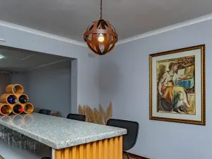 4 Bedroom House to Rent in Mount Pleasant