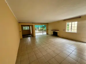 Townhouse/Cluster to Rent in Glen Lorne