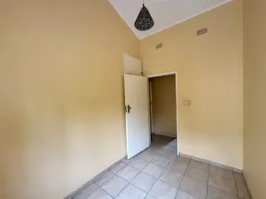 Townhouse/Cluster to Rent in Glen Lorne