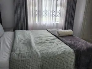 7 Bedroom House to Rent in Highlands