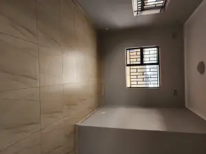 6 Bedroom House to Rent in Mount Pleasant Heights