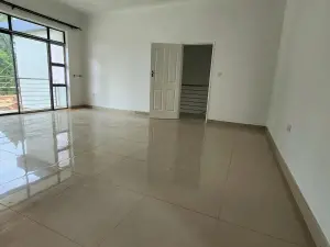 Townhouse/Cluster to Rent in Greendale