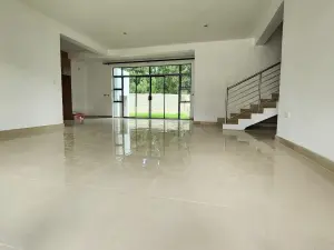 Townhouse/Cluster to Rent in Greendale