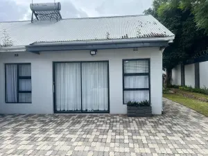 1 Bedroom House to Rent in Braeside
