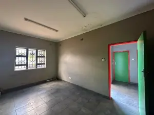 Retail/Shop to Rent in Mbare