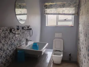 5 Bedroom House to Rent in Mount Pleasant Heights