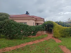 5 Bedroom House to Rent in Mount Pleasant Heights