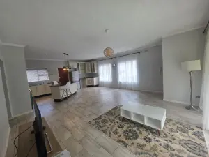 Townhouse/Cluster to Rent in Highlands