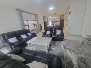 Townhouse/Cluster to Rent in Avondale