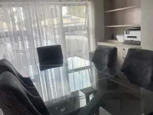 Townhouse/Cluster to Rent in Newlands