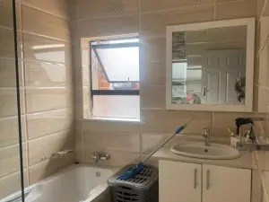 Townhouse/Cluster to Rent in Newlands