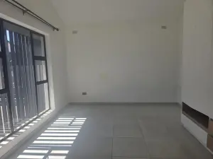 Townhouse/Cluster to Rent in Mount Pleasant