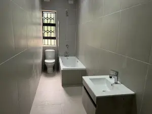 Townhouse/Cluster to Rent in Emerald Hill