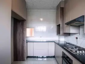 Flat/Apartment to Rent in Avenues