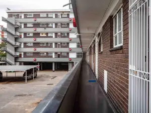 Flat/Apartment to Rent in Avenues