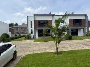 Townhouse/Cluster to Rent in Greendale