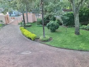 5 Bedroom House to Rent in Glen Lorne