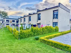 Townhouse/Cluster to Rent in Sentosa