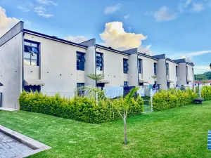 Townhouse/Cluster to Rent in Sentosa