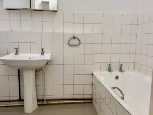 Flat/Apartment to Rent in Avondale