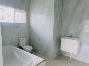 4 Bedroom House to Rent in Mabelreign