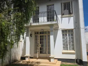 Flat/Apartment to Rent in Avenues