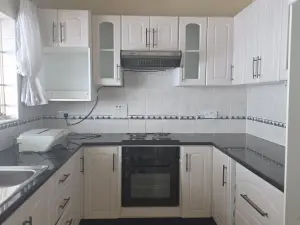 Flat/Apartment to Rent in Avenues