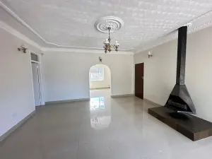 Townhouse/Cluster to Rent in Greendale