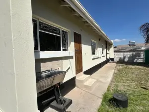 Townhouse/Cluster to Rent in Greendale