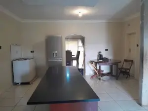 Other Commercial to Rent in Highlands