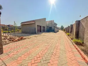 5 Bedroom House to Rent in Goodhope
