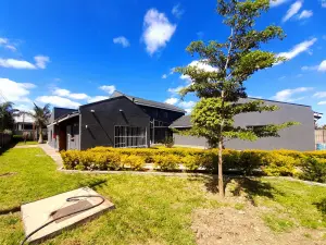 5 Bedroom House to Rent in Goodhope