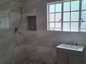 Office to Rent in Newlands