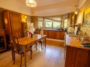 Office to Rent in Highlands