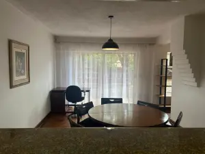 Townhouse/Cluster to Rent in Newlands