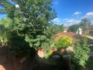 Townhouse/Cluster to Rent in Newlands