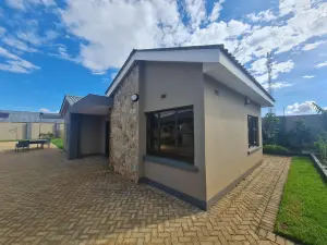 2 Bedroom Cottage/Garden Flat to Rent in Pomona