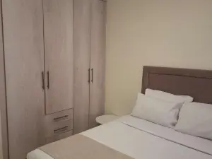 2 Bedroom Cottage/Garden Flat to Rent in Manresa