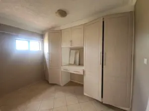 5 Bedroom House to Rent in Westgate