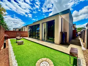 Townhouse/Cluster to Rent in Mount Pleasant