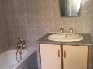 3 Bedroom House to Rent in Borrowdale Brooke