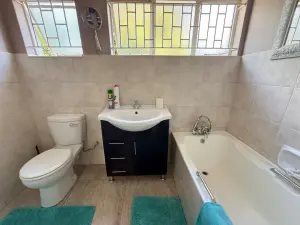 Flat/Apartment to Rent in Avondale