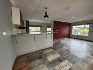 Office to Rent in Pomona